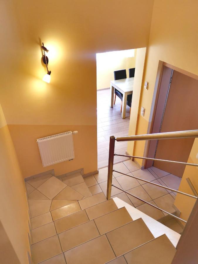 Hotel Aux Beaux Rivages En Gaume Lacuisine Exterior photo